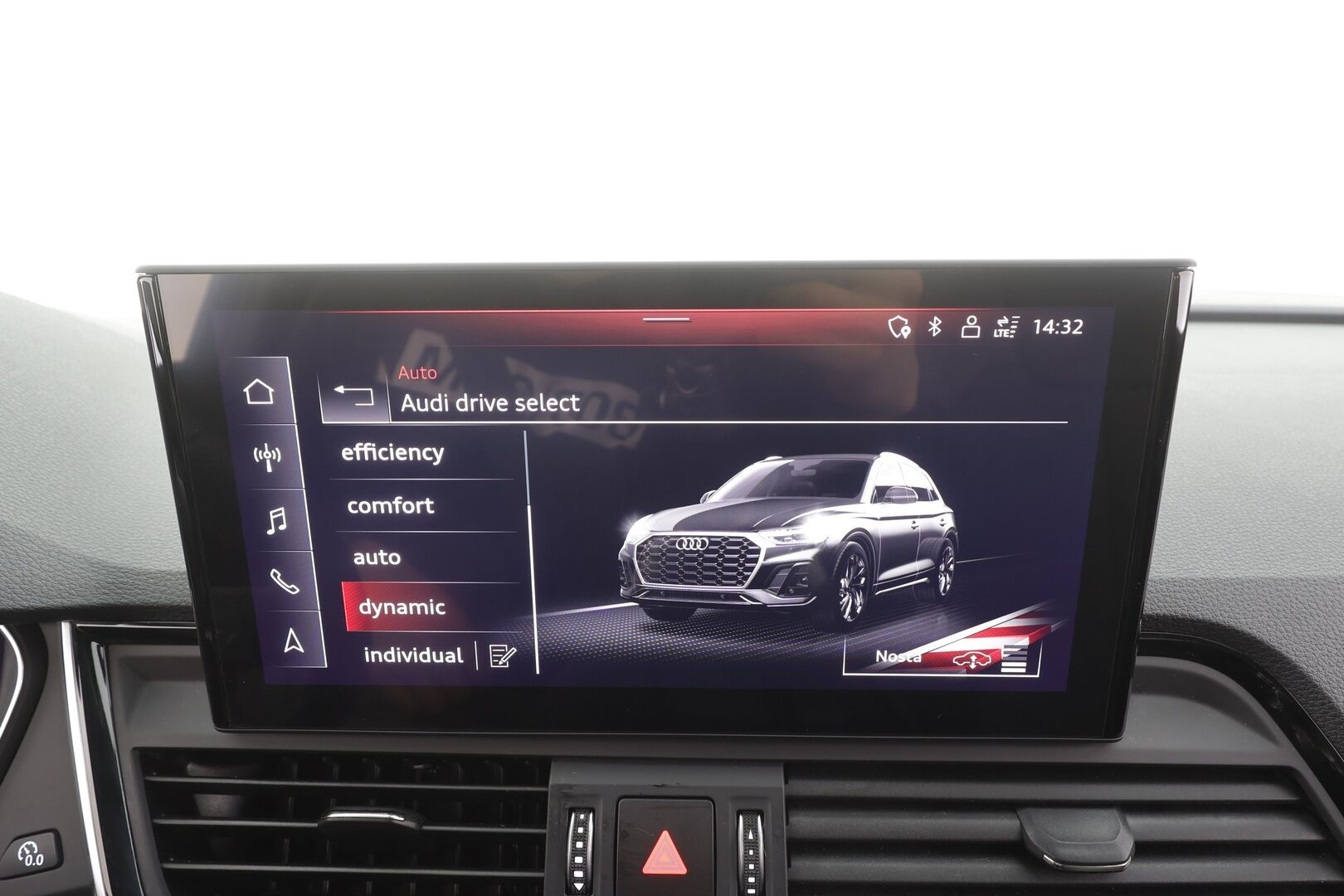 Audi Q5 2022 S line 55 TFSI e 270 kW quattro S tronic - | ACC | 2x S-Line | Matrix | Koukku | Ilma-alusta | Puolinahat | Sporttipenkit | Digimittaristo | P.kamera |