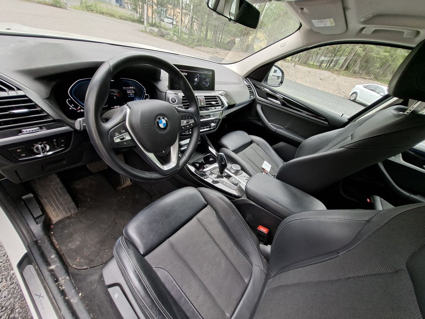 BMW X3 2021 G01 xDrive 30e A Charged Edition xLine **Vakkari / Navi / Sporttipenkit / P.tutkat / TULOSSA! - 3,99 % KORKOTARJOUS TÄHÄN AUTOON - 