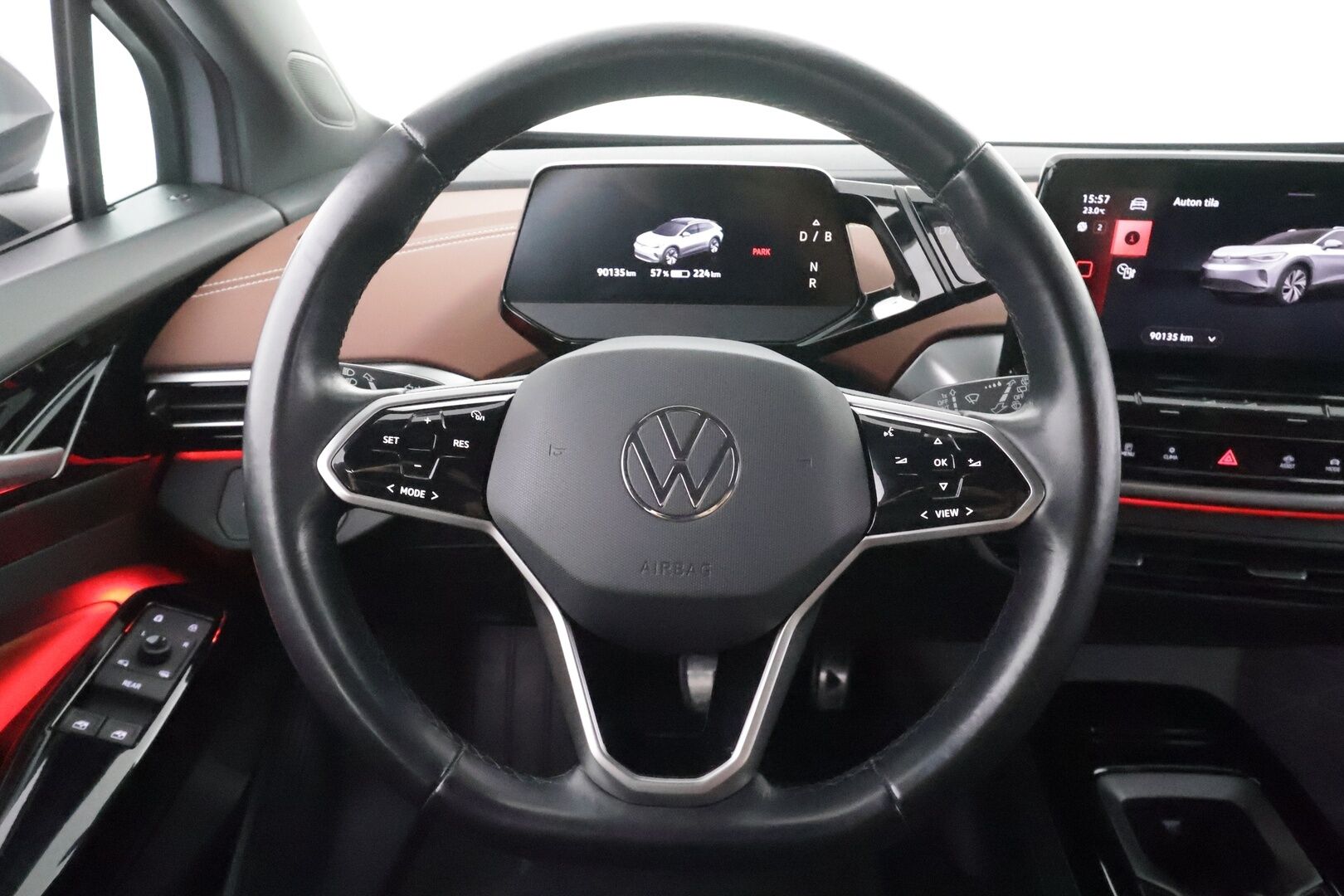 Volkswagen ID.4 2021 Pro Performance 150 kW, akku 77 kWh - | ACC | Lisälämmitin | Koukku | IQ-Light Matrix LED P.Kamera | Puolinahat | Ratinlämmitys | Keyless | Apple&Android | 1.Om Suomi-auto | Kahdet Renkaat | Merkkihuollettu |