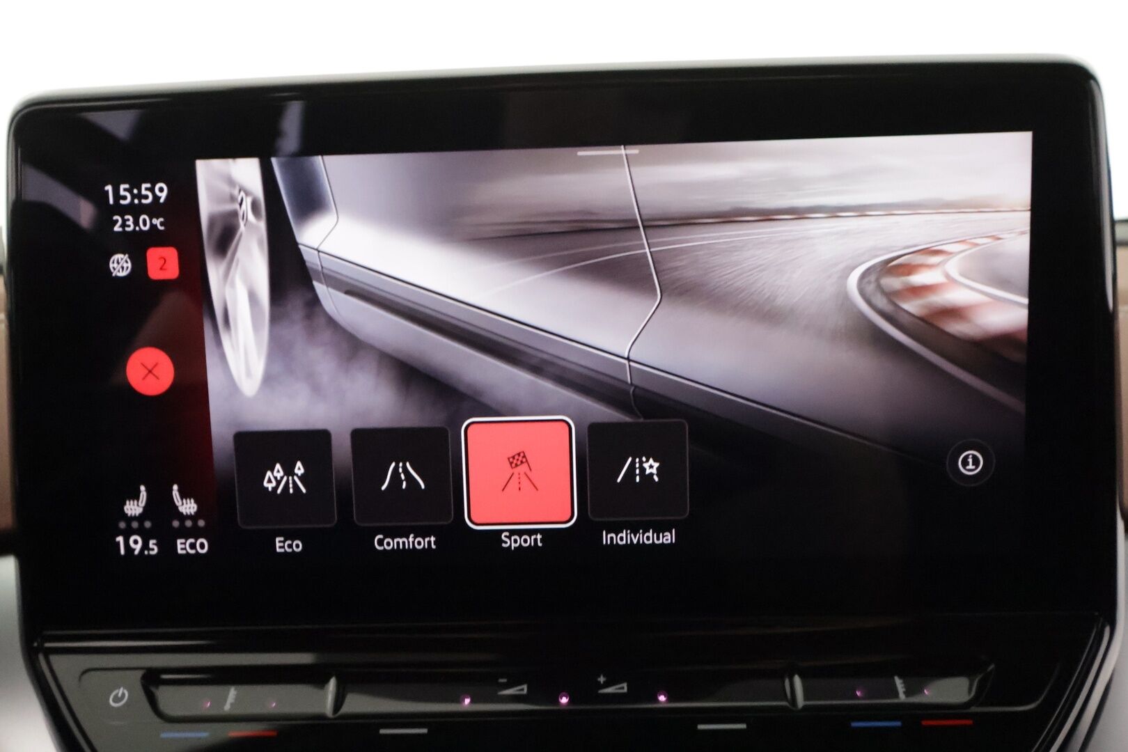 Volkswagen ID.4 2021 Pro Performance 150 kW, akku 77 kWh - | ACC | Lisälämmitin | Koukku | IQ-Light Matrix LED P.Kamera | Puolinahat | Ratinlämmitys | Keyless | Apple&Android | 1.Om Suomi-auto | Kahdet Renkaat | Merkkihuollettu |
