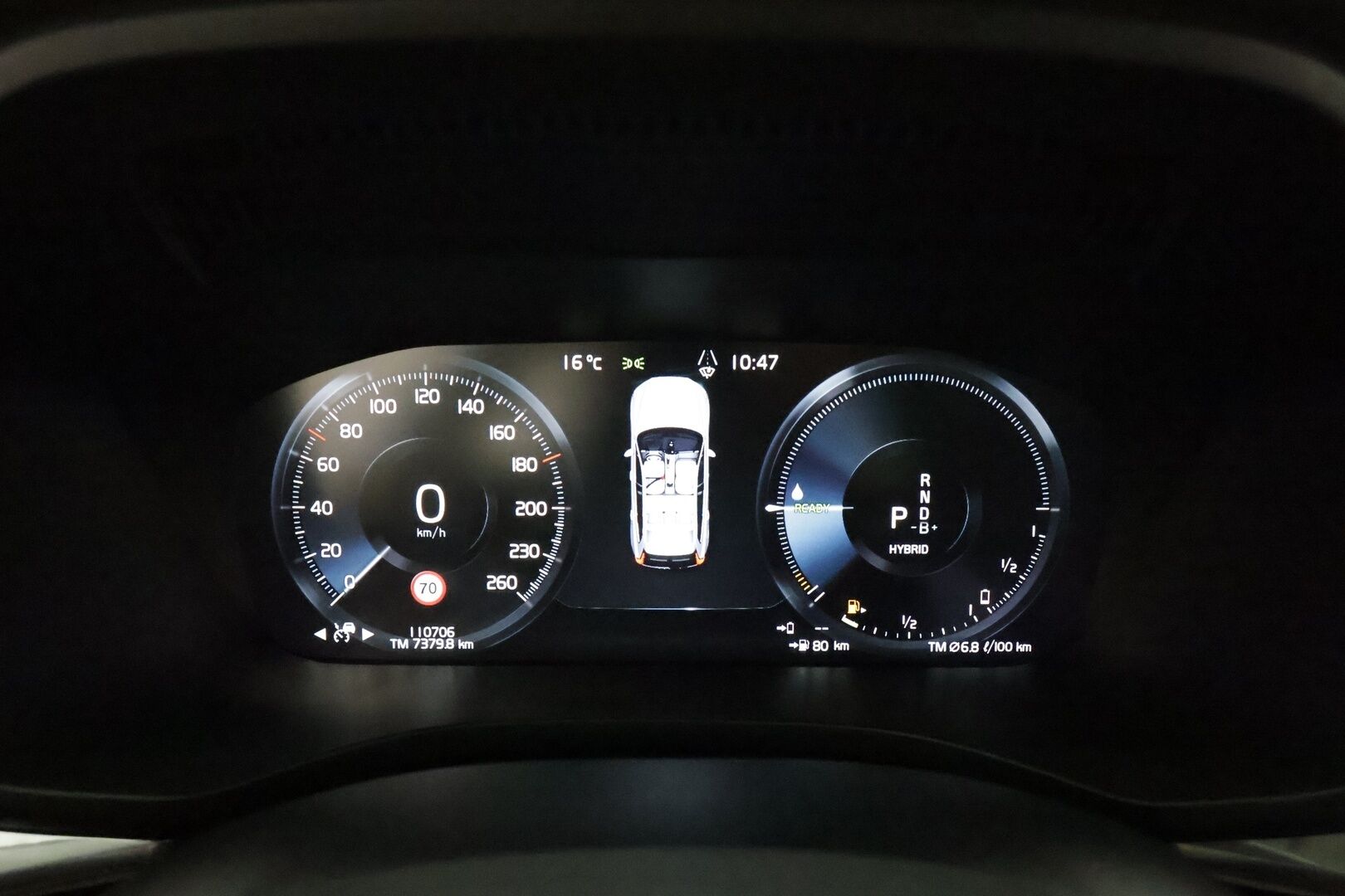 Volvo XC60 2021 T6 TwE AWD Business Inscription aut. **Panorama / Webasto / Koukku / BLIS / P.kamera / KeylessGo** - 3,99 % KORKOTARJOUS TÄHÄN AUTOON - Akku kuntotarkastettu / 1.om Suomi-auto / Merkkihuollettu / Kahdet renkaat aluvanteilla