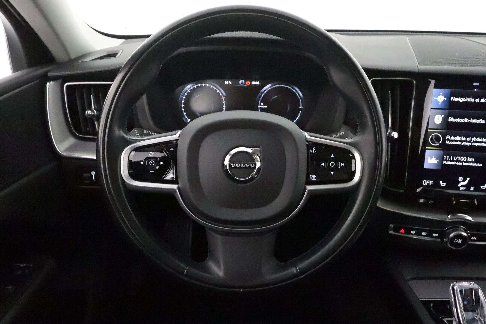 Volvo XC60 2021 T6 TwE AWD Business Inscription aut. **Panorama / Webasto / Koukku / BLIS / P.kamera / KeylessGo** - 3,99 % KORKOTARJOUS TÄHÄN AUTOON - Akku kuntotarkastettu / 1.om Suomi-auto / Merkkihuollettu / Kahdet renkaat aluvanteilla