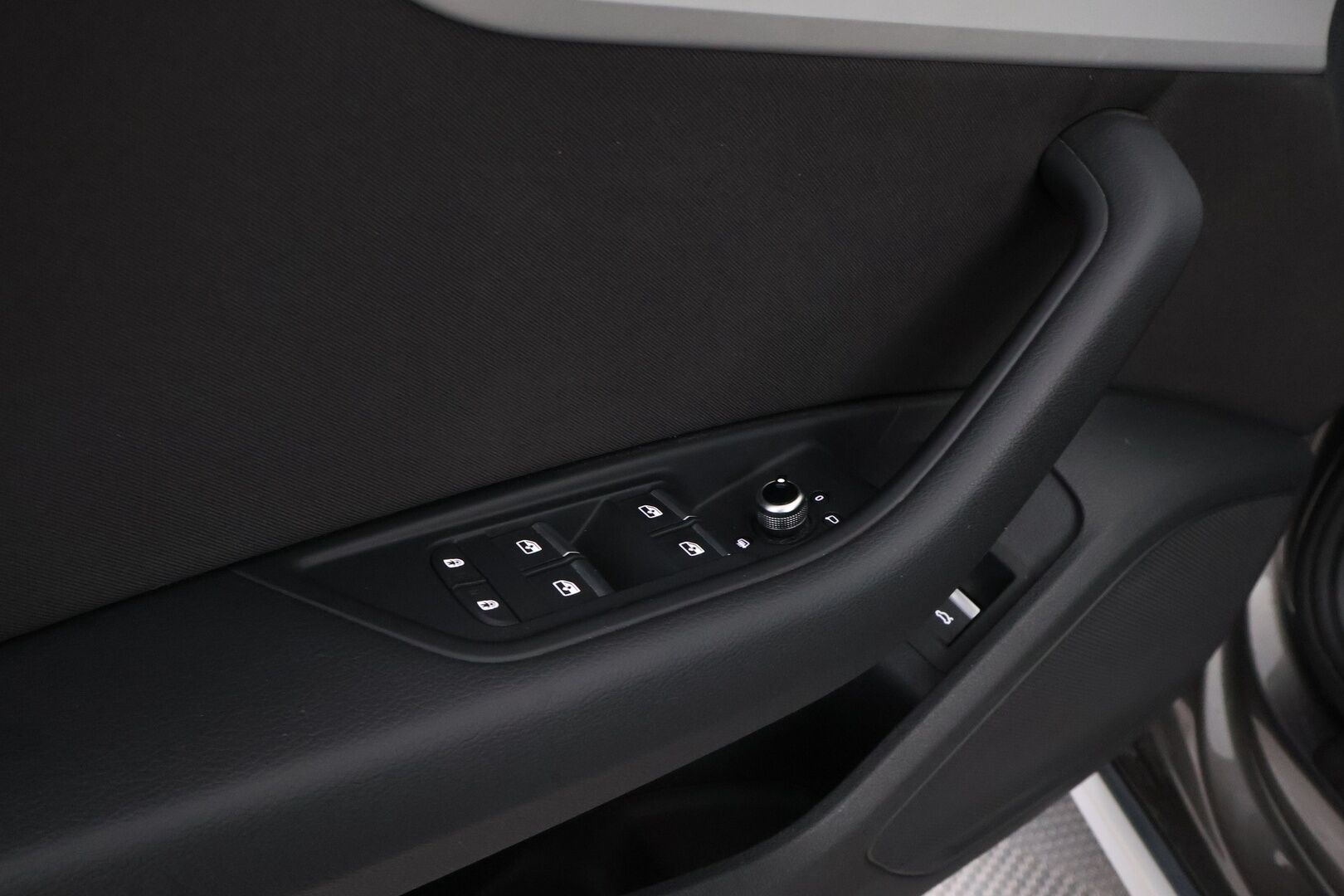 Audi A4 allroad 2021 Business 40 TDI 150 kW MHEV quattro S tronic - Suomiauto | Webasto | Vetokoukku | Adapt.Vakkari | Matrix LED | Digital Cockpit | Sporttipenkit | Huippuvarusteet ja näyttävä yksilö!
