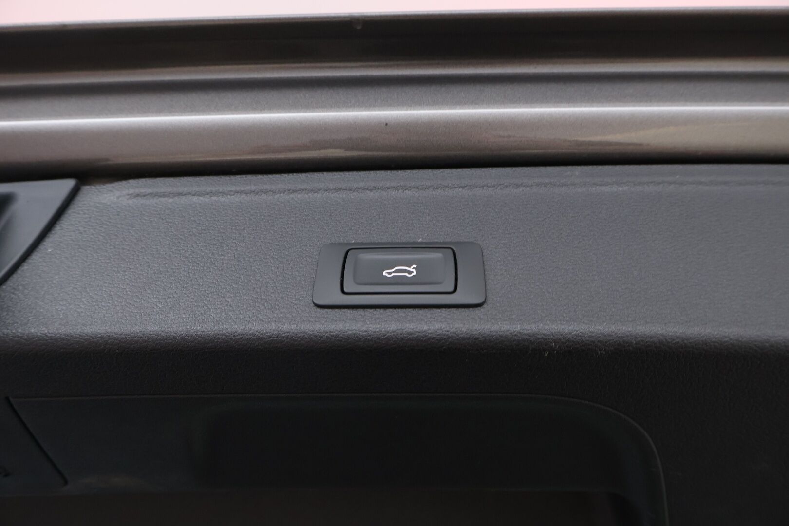 Audi A4 allroad 2021 Business 40 TDI 150 kW MHEV quattro S tronic - Suomiauto | Webasto | Vetokoukku | Adapt.Vakkari | Matrix LED | Digital Cockpit | Sporttipenkit | Huippuvarusteet ja näyttävä yksilö!