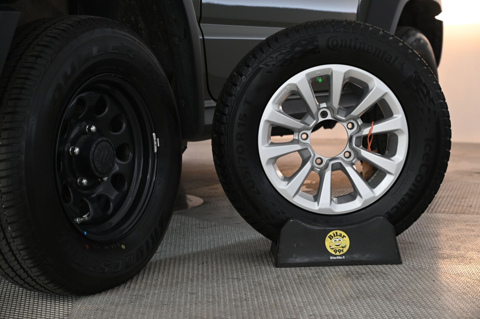Suzuki Jimny 2022 LCV 1,5 VVT 4WD GL 5MT TWO-SEATER *1.Om. Suomi-Auto / Roof Rack valoilla / Korotettu / Led-lisävalot* - *Juuri saapunut! / Vakkari / "X Renkaat / Lohko / Siisti*
