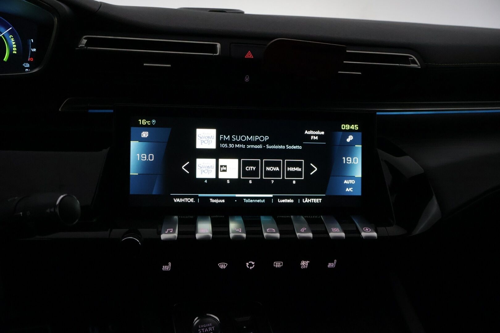 Peugeot 508 2021 SW PSE Hybrid4 360 EAT8 Peugeot *Sport Engineered / ACC / Focal / Night Vision / Hierovat penkit / 360-Kamera / LED* - 360hv! / Kahdet tyylikkäät OEM vanteet! / Merkkirenkaat / Merkkihuollettu