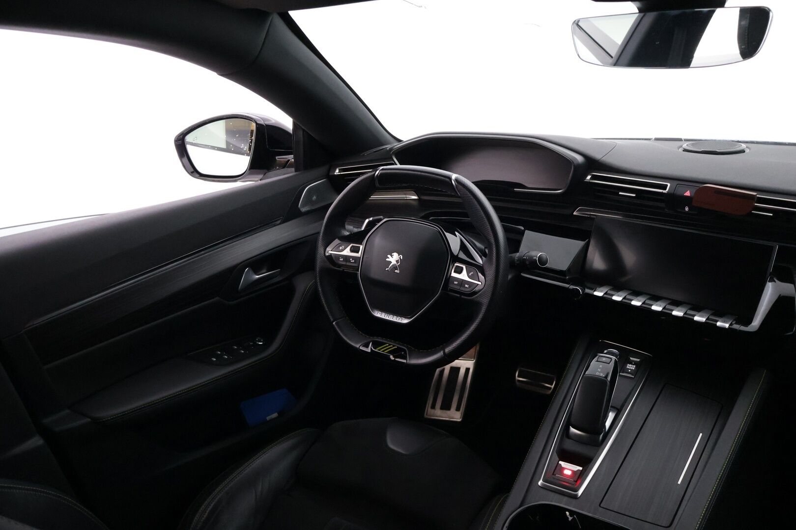 Peugeot 508 2021 SW PSE Hybrid4 360 EAT8 *Merkkihuollettu / Hieronta / Focal / Yönäkö / ACC / LED / 360 kamera / Suomi-auto* - Esittely autona ollut! / Peugeotin tehokkainta mallia / Tyylikäs ja nopea perhe farmari 