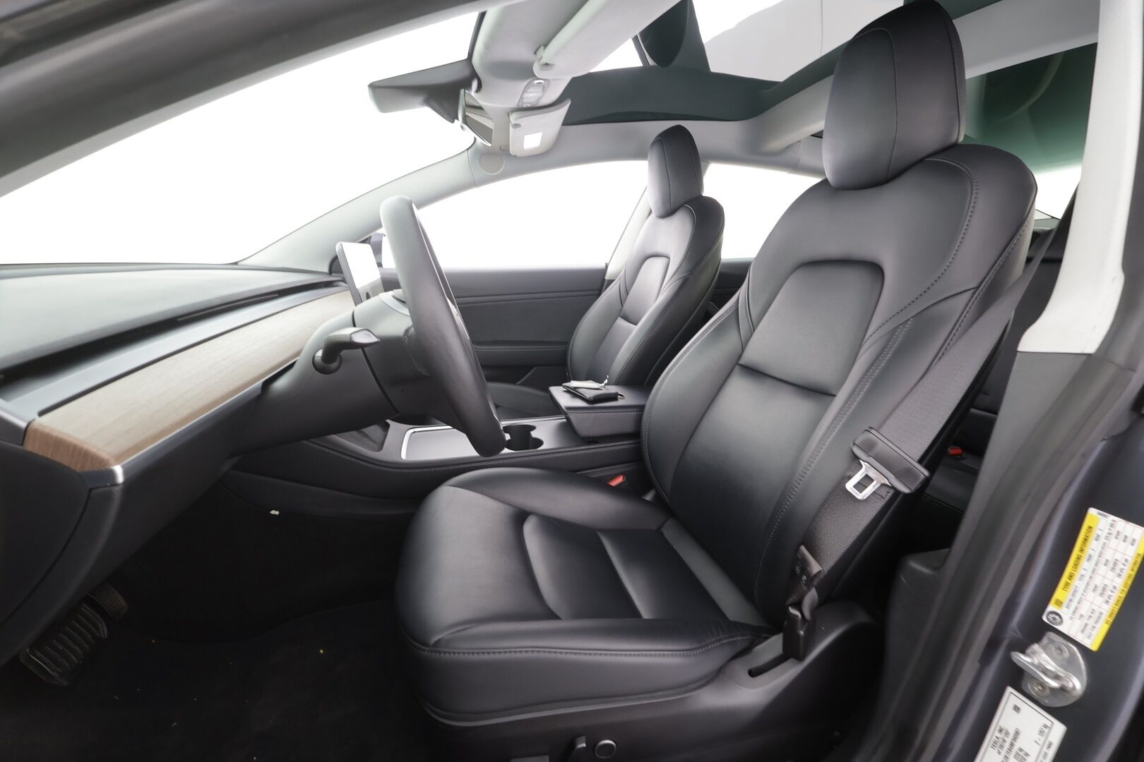 Tesla Model 3 2021 Long Range - | Koukku | ILP | Lasikatto | ACC | Matrix-LED | P.Kamera | Muistipenkki | Premium Audio | Navi | Kaistavahti | Keyless | Premium Connectivity | 1-om Suomi-auto | 2x Latauskaapelit | Kahdet renkaat |
