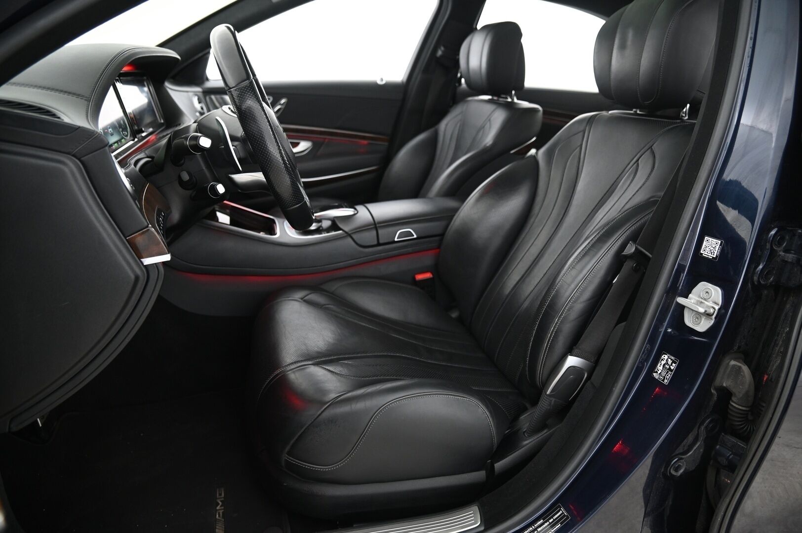 Mercedes-Benz S 2017 500 e L AMG-Styling**Burmester / Panorama / 360 / DTR+ / imuovet /HUD/ Ilmastoidut takapenkit* - *Puhdas CarVertical / Airmatic / Digimittaristo / Ilmastoidut mukitelineet / Soft close / Night Vision/ 2x vanteet*