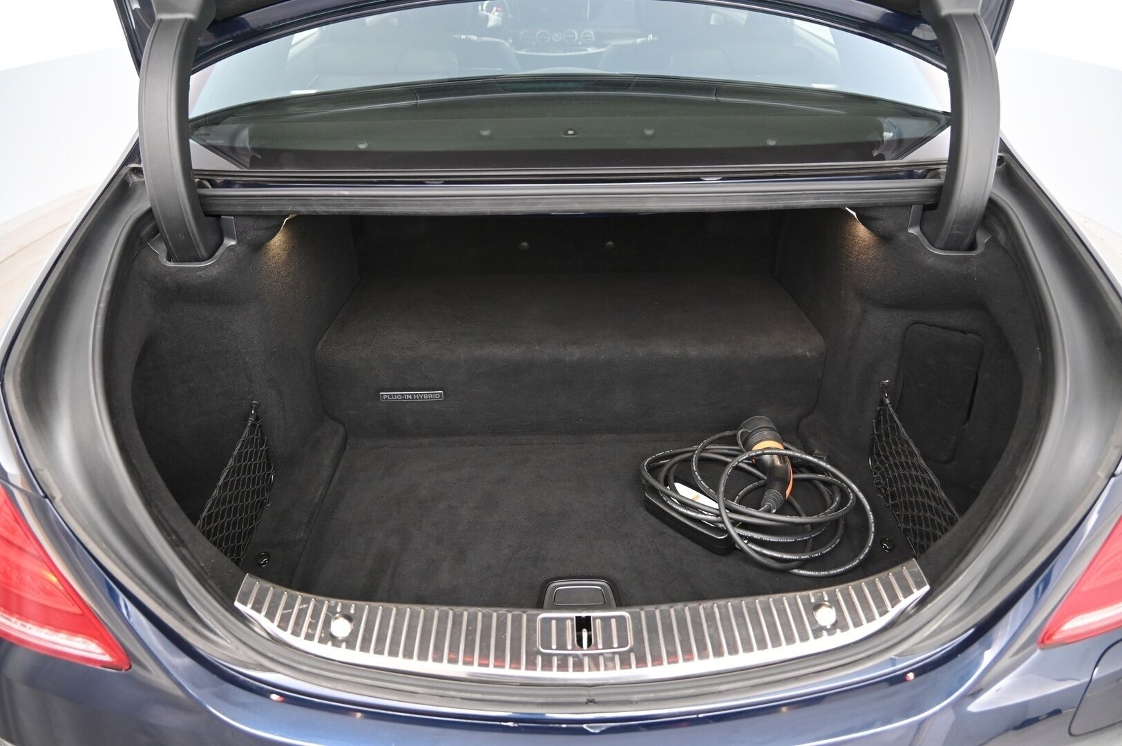 Mercedes-Benz S 2017 500 e L AMG-Styling**Burmester / Panorama / 360 / DTR+ / imuovet /HUD/ Ilmastoidut takapenkit* - *Puhdas CarVertical / Airmatic / Digimittaristo / Ilmastoidut mukitelineet / Soft close / Night Vision/ 2x vanteet* - HULLUT AVAJAISHULINAT KORKOTARJOUS 3,29 %