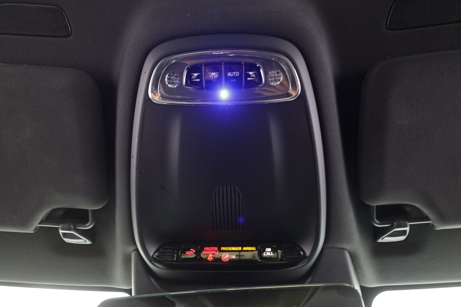 Volvo V90 2019 T8 AWD R-Design - Webasto | ACC | Harman&Kardon | Koukku | 360-Kamera | Full LED | Nahka-Alcantara | Lämpölasi | SUPERVARUSTEET!
