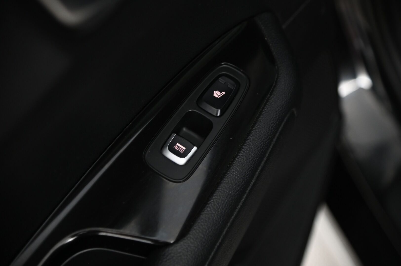 Kia Optima 2018 2,0 GDI PHEV Business Luxury SW A/T - Juuri huollettu! | Panorama | Adapt.vakkari | H&K | 360 kamera | Navigointi | Ilmastoidut nahat | Tyylikäs ja tilava farmari!