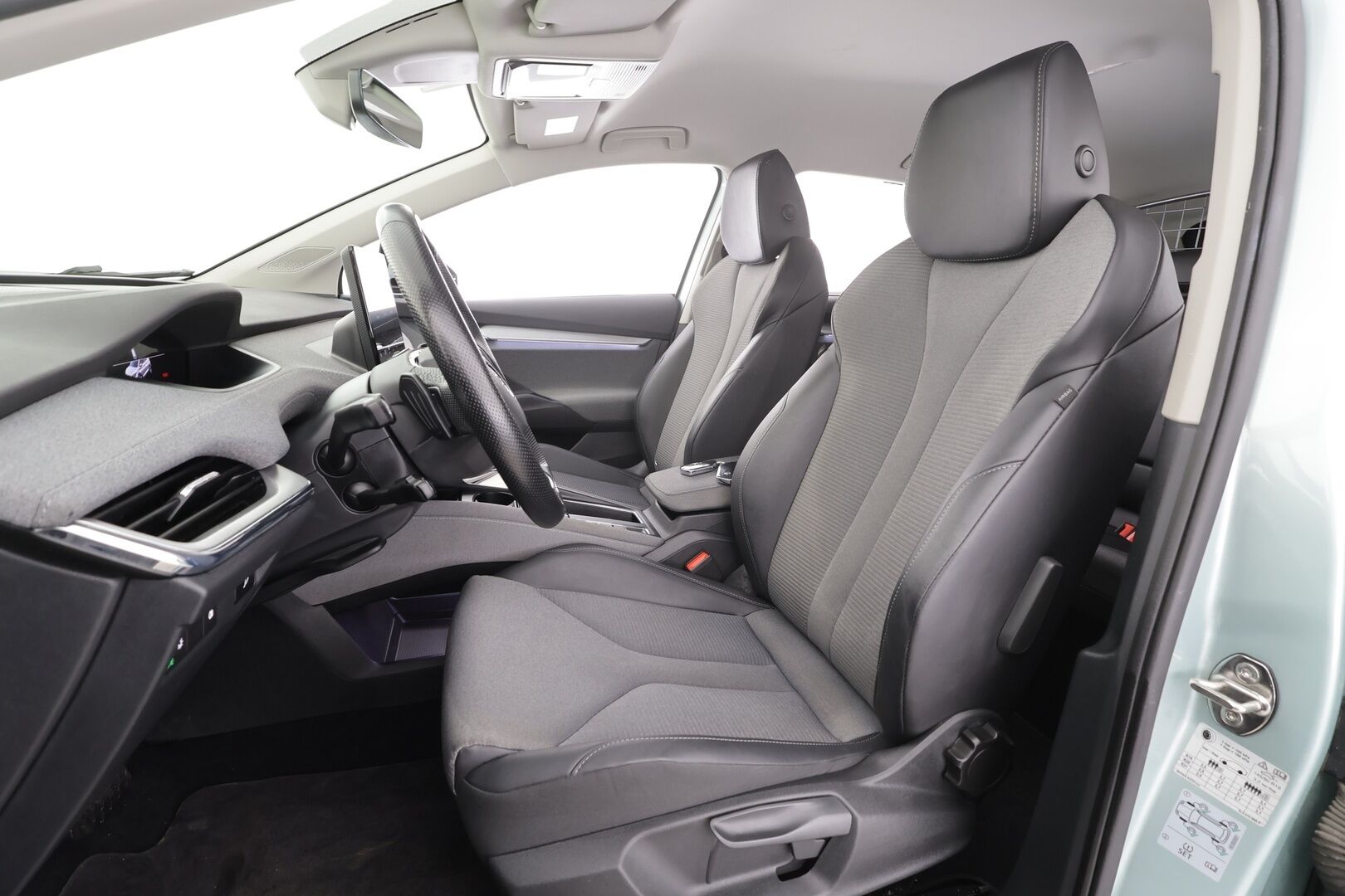 Skoda Enyaq 2021 80 Launch Edition iV * ILP / Koukku / ACC / LED / P.Kamera / Navi / Kaistavahti / Digimittaristo * - Suomi-auto / Kahdet renkaat 