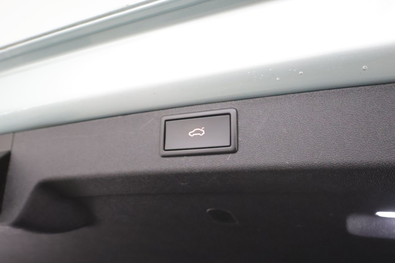 Skoda Enyaq 2021 80 Launch Edition iV * ILP / Koukku / ACC / LED / P.Kamera / Navi / Kaistavahti / Digimittaristo * - Suomi-auto / Kahdet renkaat 