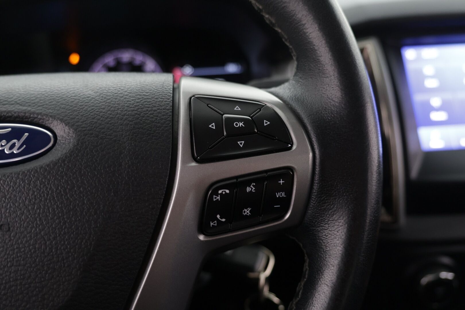 Ford Ranger 2020 Double Cab 2,0 TDCi 170 hp A10 4x4 XLT - Aivan jäätävilla varusteilla| Webasto kauk. | Koukku | Lisävalot | Vetotapakytkentä | Ford Pass Connect | Kaistavahti |