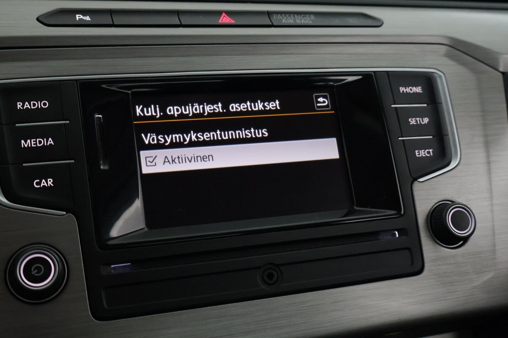 Volkswagen Passat 2016 Sedan Comfortline 1,4 TSI 92 kW (125 hv) BlueMotion Technology DSG-automaatti //Lohko / Vakkari  / 2X Renkaat*