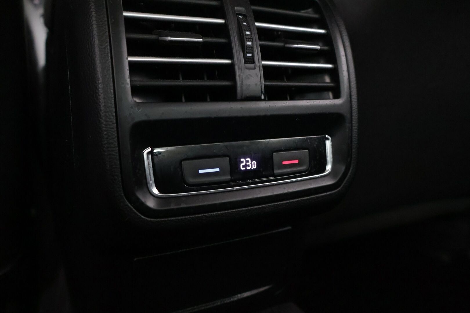 Volkswagen Passat 2016 Sedan Comfortline 1,4 TSI 92 kW (125 hv) BlueMotion Technology DSG-automaatti //Lohko / Vakkari  / 2X Renkaat*