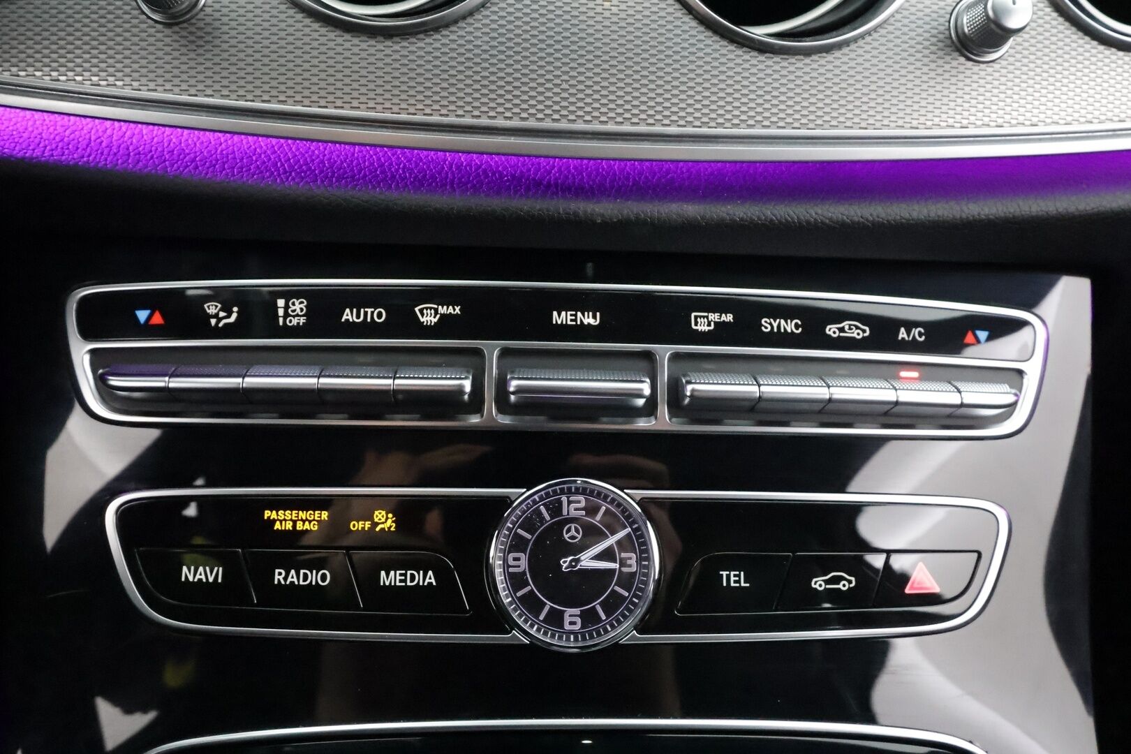 Mercedes-Benz E 2017 220 d T A Premium Business * Distronic Plus / Widescreen / Multibeam / Koukku / Sporttipenkit / Lohko* - Kahdet Renkaat - HULLUT AVAJAISHULINAT KORKOTARJOUS 3,29 %