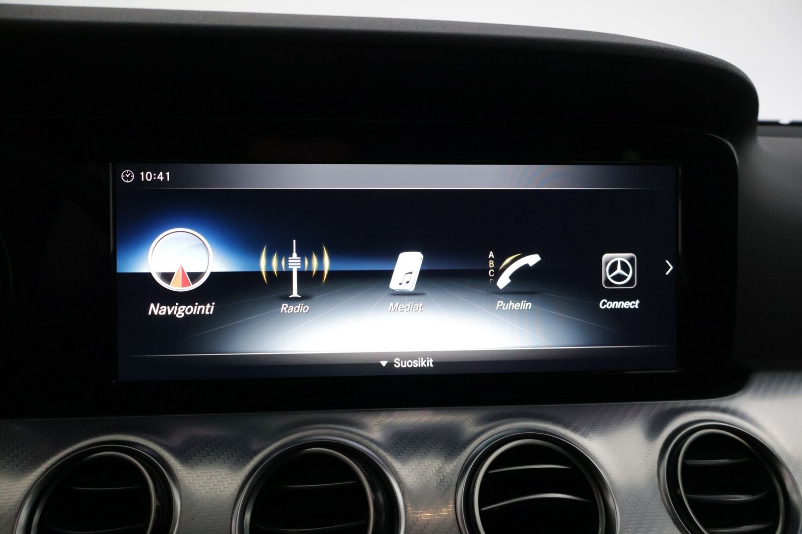 Mercedes-Benz E 2017 220 d 4Matic T A All-Terrain * Distronic+ / Webasto / Ilma-Alusta / Sähkökontti / Vetokoukku / P-Kamera* - Adapt. Cruise / 2x Vanteet & Renkaat / Hyvin huollettu! - HULLUT AVAJAISHULINAT KORKOTARJOUS 3,29 %