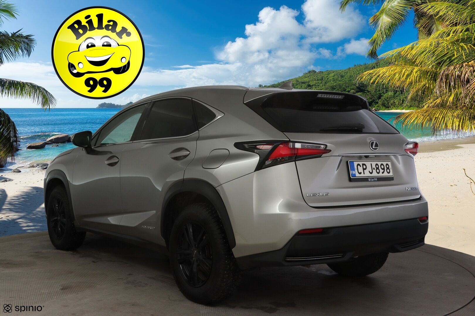 Lexus NX 2016 300h Hybrid A AWD Comfort * Webasto / LED / P.Kamera / Puolinahat / Navi / Bluetooth / Vakkari * - Kahdet renkaat