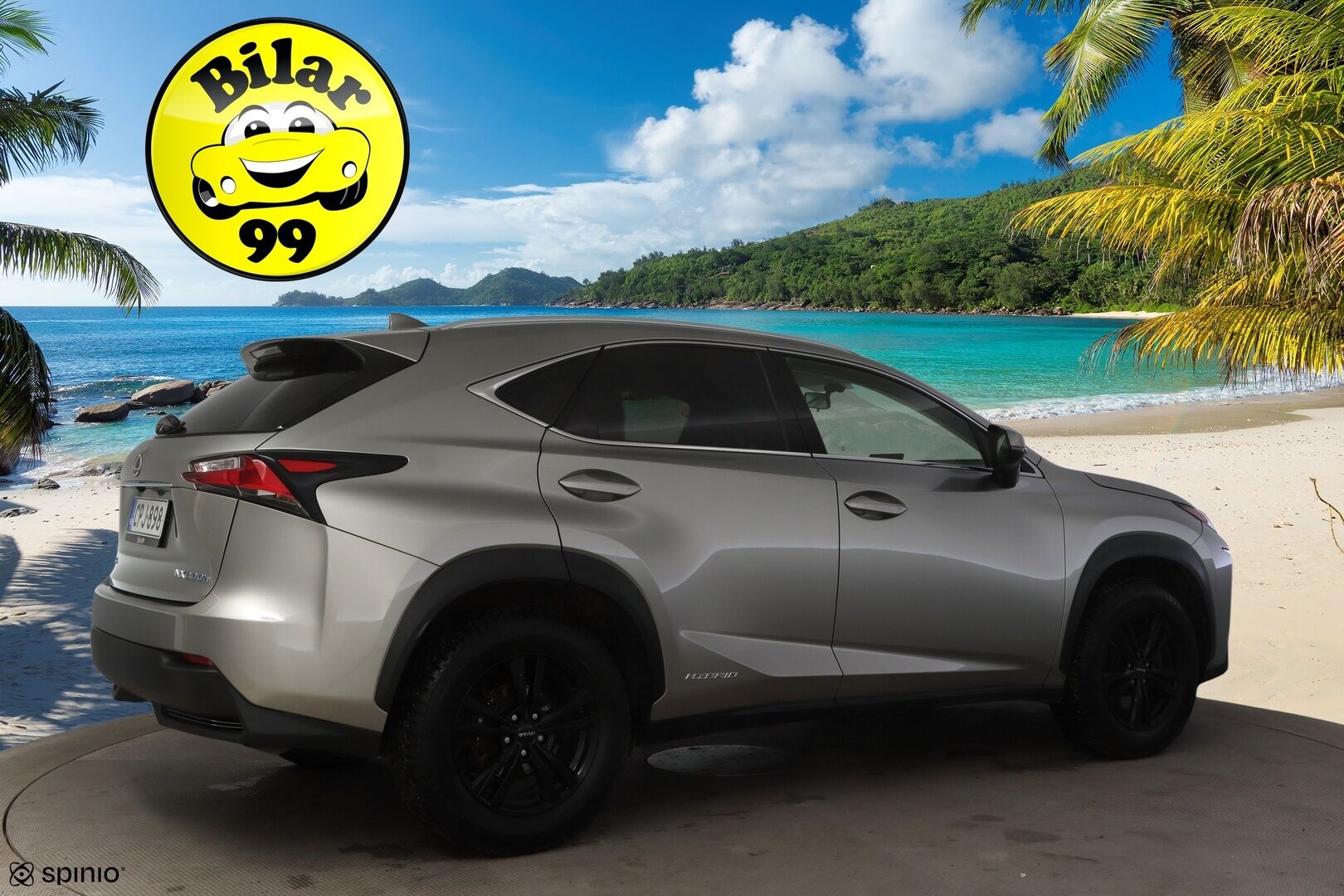 Lexus NX 2016 300h Hybrid A AWD Comfort * Webasto / LED / P.Kamera / Puolinahat / Navi / Bluetooth / Vakkari * - Kahdet renkaat