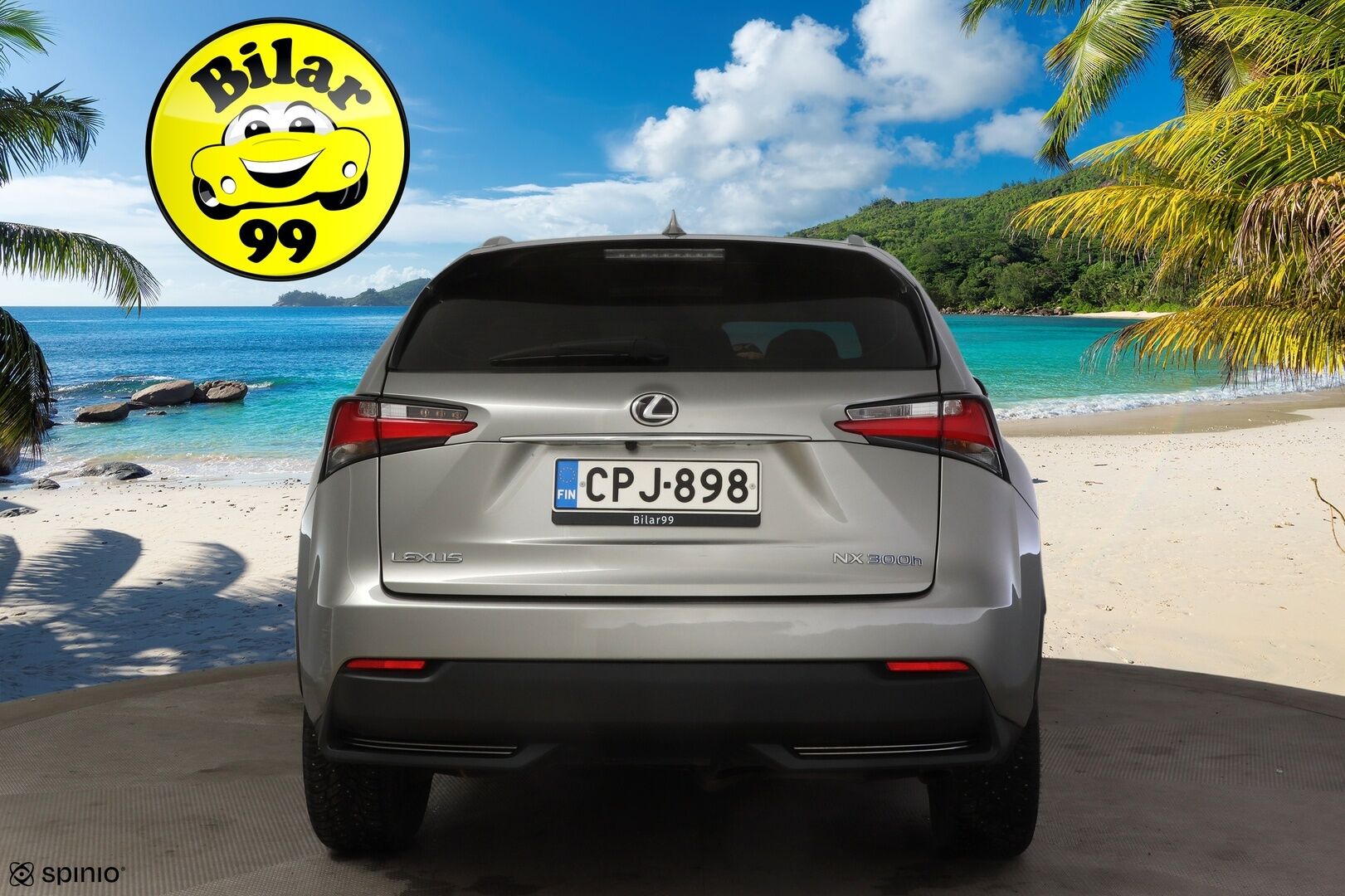 Lexus NX 2016 300h Hybrid A AWD Comfort * Webasto / LED / P.Kamera / Puolinahat / Navi / Bluetooth / Vakkari * - Kahdet renkaat