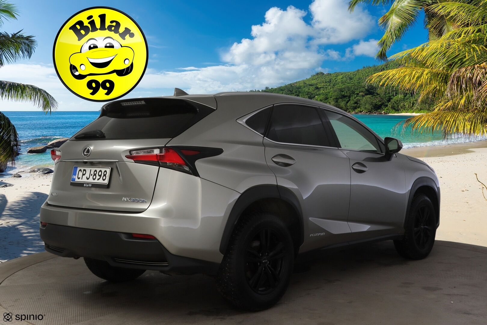 Lexus NX 2016 300h Hybrid A AWD Comfort * Webasto / LED / P.Kamera / Puolinahat / Navi / Bluetooth / Vakkari * - Kahdet renkaat