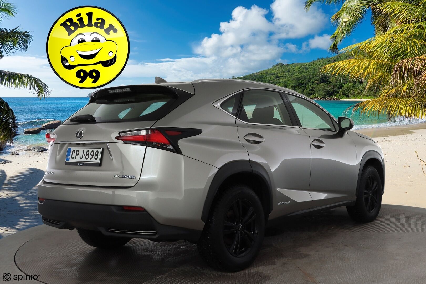 Lexus NX 2016 300h Hybrid A AWD Comfort * Webasto / LED / P.Kamera / Puolinahat / Navi / Bluetooth / Vakkari * - Kahdet renkaat - HULLUT BLACKWEEK JATKOT - KORKOTARJOUS 2,49%