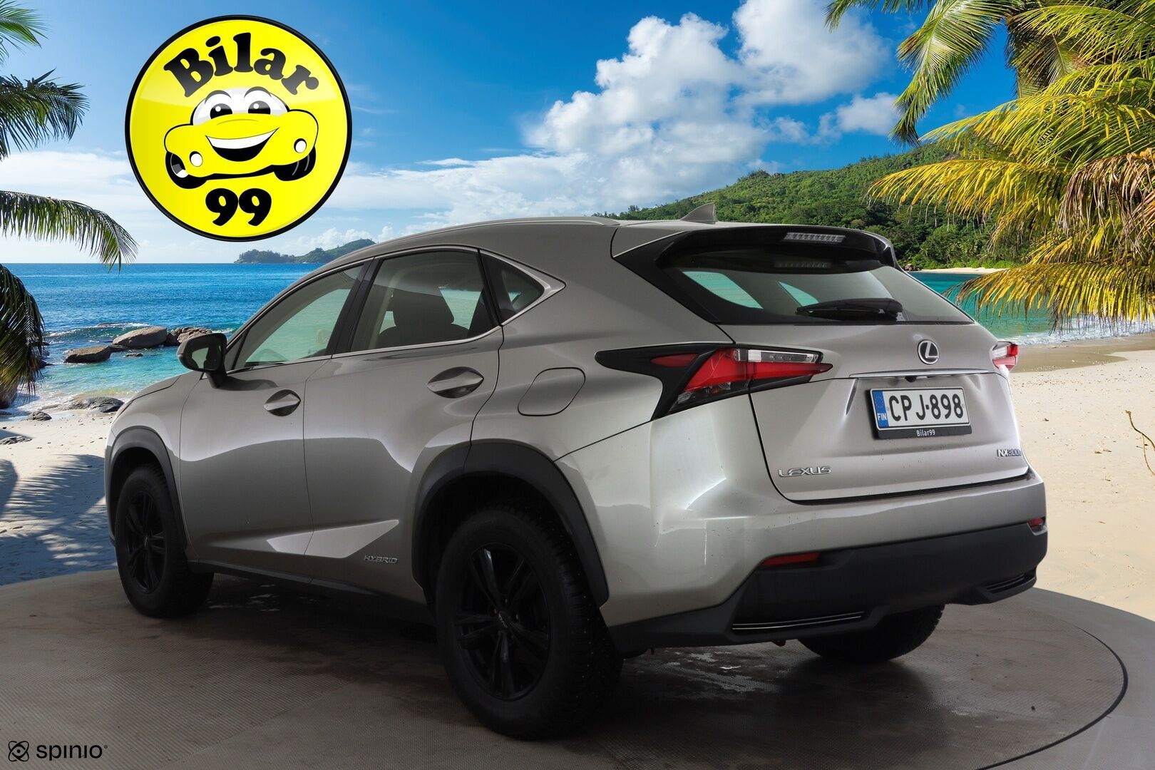 Lexus NX 2016 300h Hybrid A AWD Comfort * Webasto / LED / P.Kamera / Puolinahat / Navi / Bluetooth / Vakkari * - Kahdet renkaat - HULLUT BLACKWEEK JATKOT - KORKOTARJOUS 2,49%