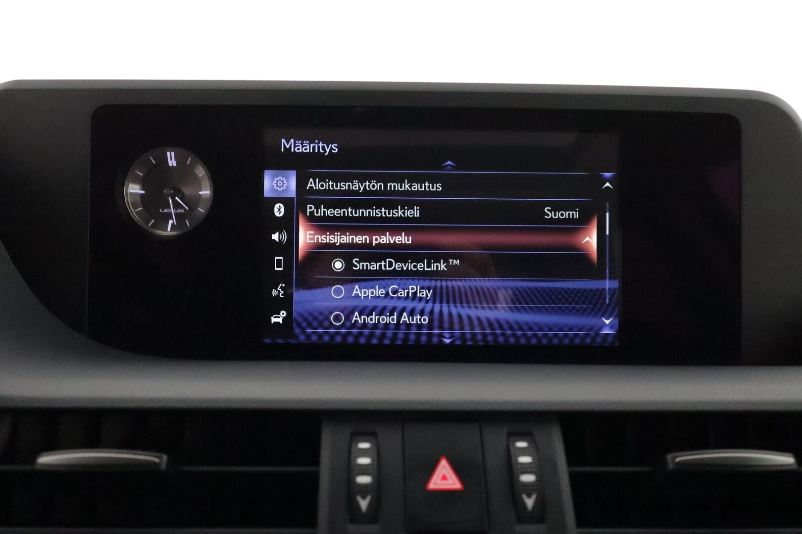 Lexus ES 2020 300H Executive / Lasikattoluukku / Adapt.Vakkari / P. Kamera / LED-valot / Nahkaverhoilu / KeylessGO / - 3,99 % KORKOTARJOUS TÄHÄN AUTOON - Apple CarPlay & Android Auto / 2x renkaat & vanteet / Upea kokonaisuus! / Merkkiliikkeen huollot