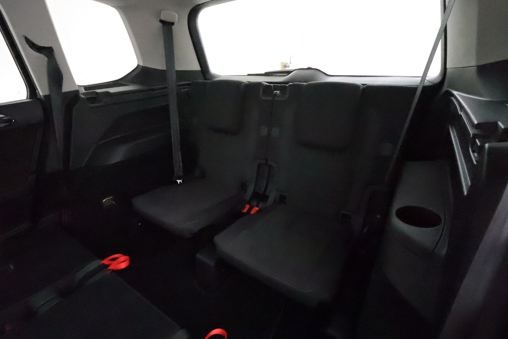 Volkswagen Touran 2021 Style 1,5 TSI EVO 110kW DSG 7-hlö **Webasto / Digimittari / LED / P-kamera / Adapt.Vakkari / Ratinlämmitin** - 3,99 % KORKOTARJOUS TÄHÄN AUTOON - 1-Om Suomi-auto / Merkkihuollettu