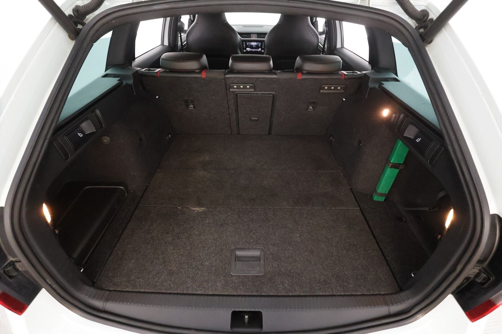 Skoda Octavia 2018 Combi 2,0 TDI 184 4x4 RS DSG * Facelift / Canton / Webasto / ACC / Koukku / Apple&Android / P.Kamera *