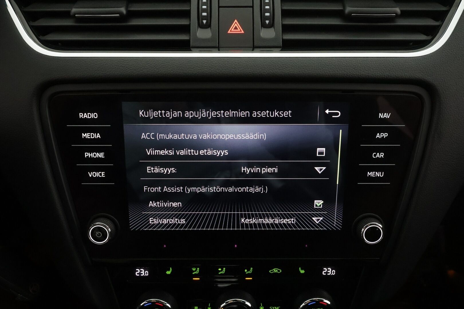 Skoda Octavia 2018 Combi 2,0 TDI 184 4x4 RS DSG * Facelift / Canton / Webasto / ACC / Koukku / Apple&Android / P.Kamera *