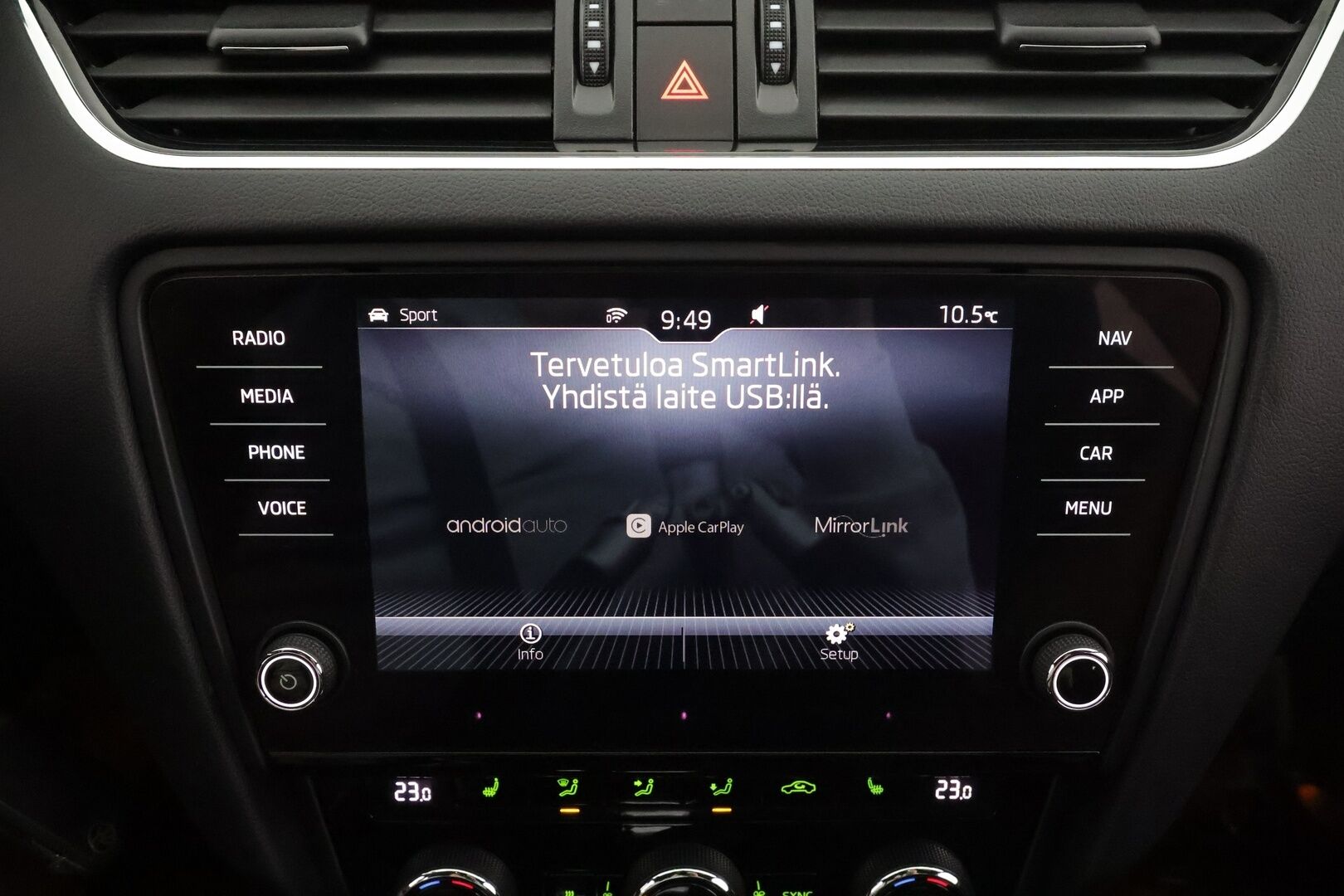 Skoda Octavia 2018 Combi 2,0 TDI 184 4x4 RS DSG * Facelift / Canton / Webasto / ACC / Koukku / Apple&Android / P.Kamera *