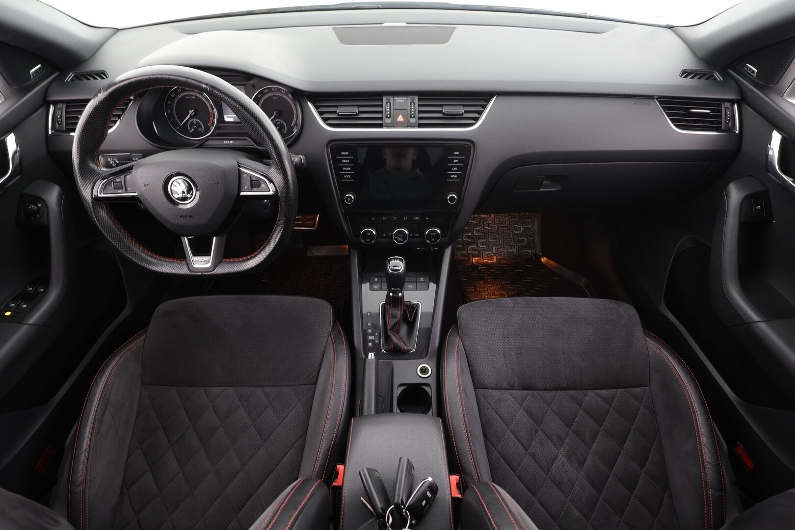 Skoda Octavia 2018 Combi 2,0 TDI 184 4x4 RS DSG * Facelift / Canton / Webasto / ACC / Koukku / Apple&Android / P.Kamera *