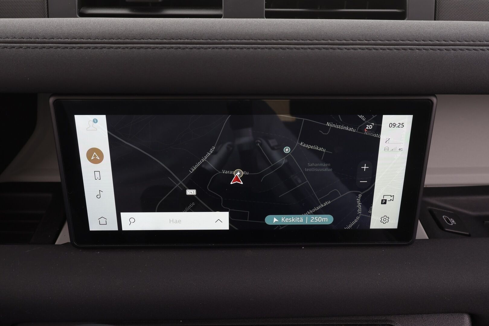 Land Rover Defender 2022 110 P400e Plug-in Hybrid * Vakkari / Webasto / 360 kamera / Ilma-alusta / Koukku / Navi * - Suomi-auto / Akku kuntotarkastettu SoH 94,2% / Kahdet renkaat aluvanteilla - HULLUT AVAJAISHULINAT KORKOTARJOUS 3,29 %