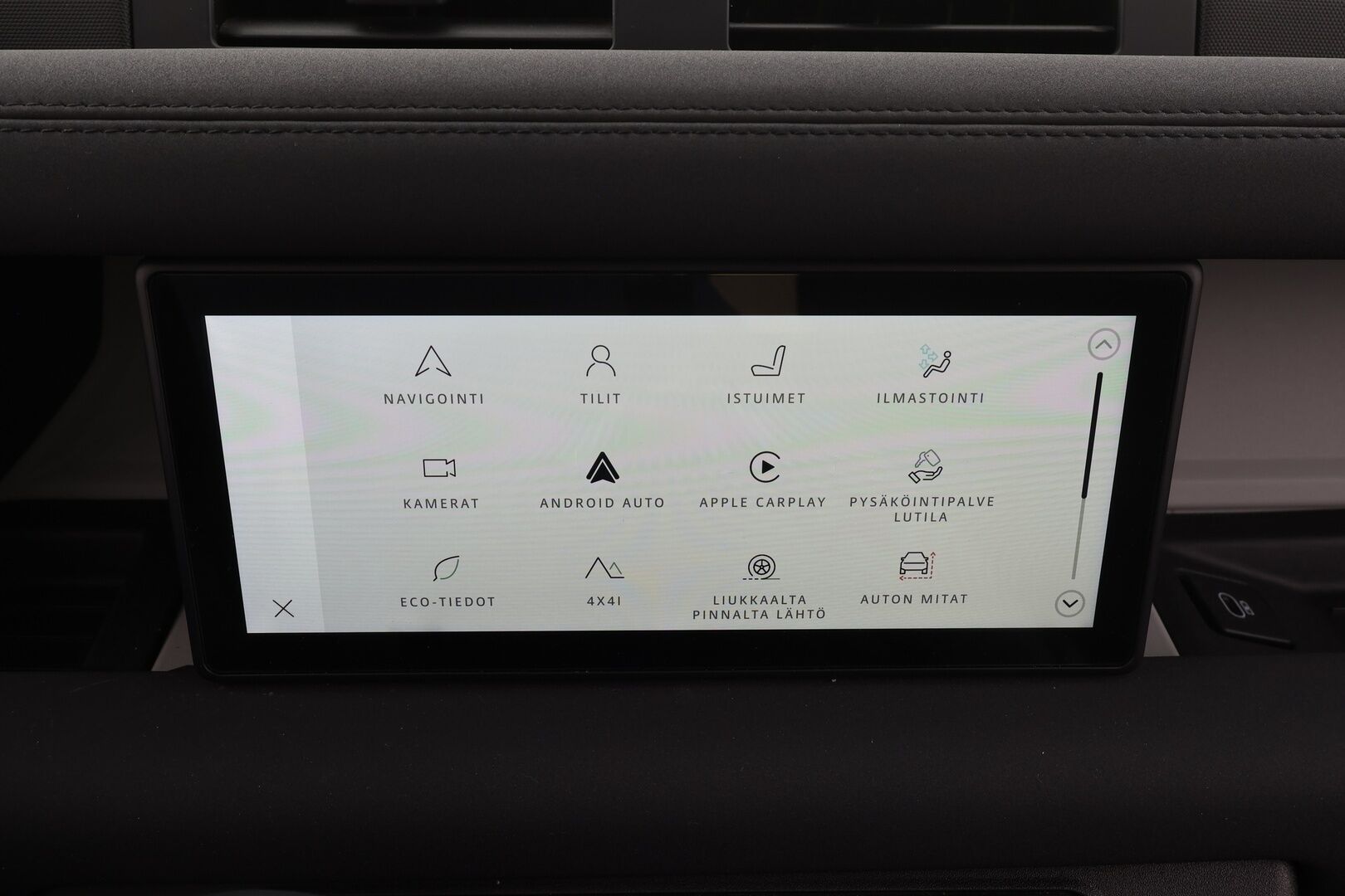 Land Rover Defender 2022 110 P400e Plug-in Hybrid * Vakkari / Webasto / 360 kamera / Ilma-alusta / Koukku / Navi * - Suomi-auto / Akku kuntotarkastettu SoH 94,2% / Kahdet renkaat aluvanteilla 