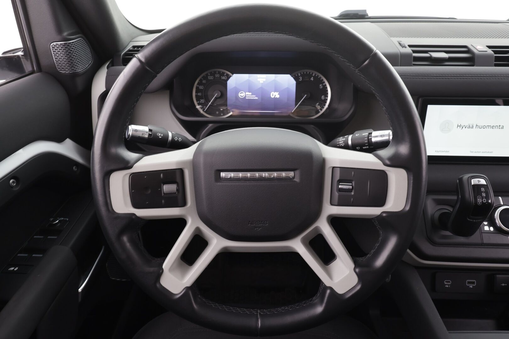 Land Rover Defender 2022 110 P400e Plug-in Hybrid * Vakkari / Webasto / 360 kamera / Ilma-alusta / Koukku / Navi * - Suomi-auto / Akku kuntotarkastettu SoH 94,2% / Kahdet renkaat aluvanteilla 