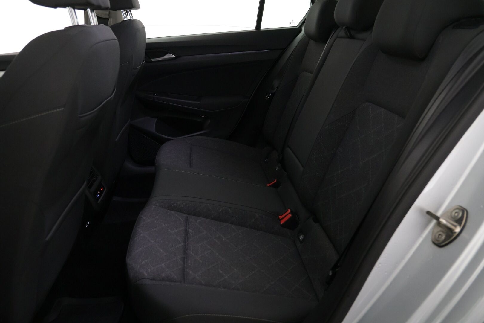 Volkswagen Golf 2021 Comfort Business 1,0 eTSI 81 kW (MHEV) DSG-automaatti - *Suomi-auto / Webasto / Carplay / ACC / Navi / Lane assist / Tutkat*