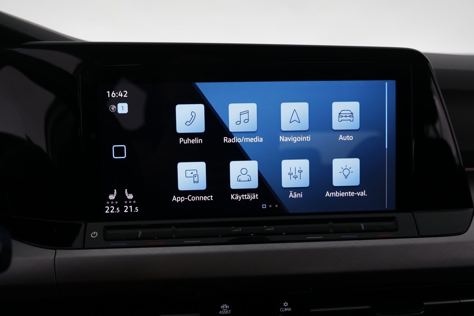 Volkswagen Golf 2021 Comfort Business 1,0 eTSI 81 kW (MHEV) DSG-automaatti - *Suomi-auto / Webasto / Carplay / ACC / Navi / Lane assist / Tutkat*