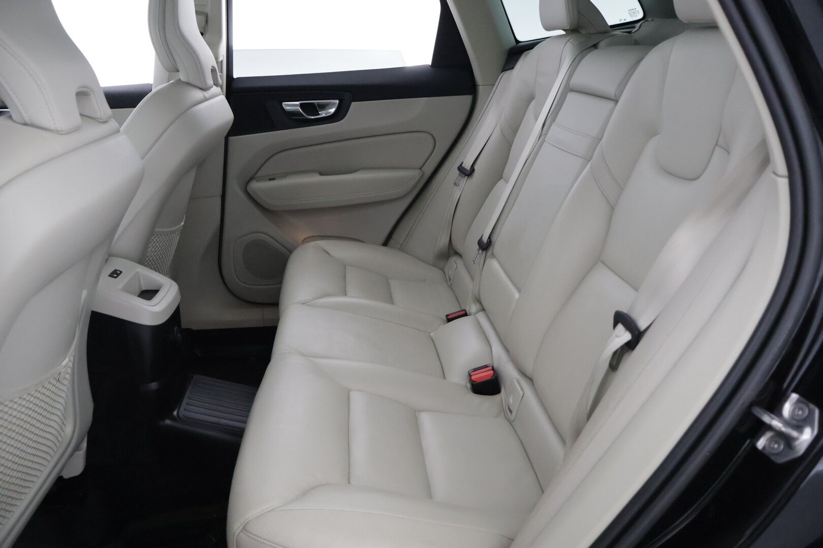 Volvo XC60 2021 T6 TwE AWD Business Inscription aut. *Webasto / Panorama / H&K / HUD / 360* - *ACC / Pilot Assist /  Adapt. LED / BLIS / Keyless / CarPlay* - HULLU BLACKWEEK KORKOTARJOUS 2,49%