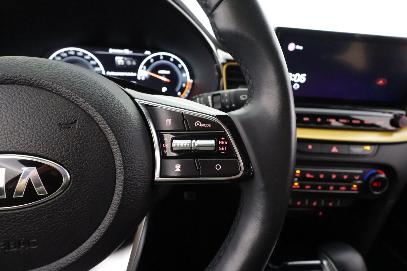 Kia XCeed 2021 1,5 T-GDI business premium DCT * 1-om. Suomi-auto / ACC / JBL / Panorama / P.kamera / Keyless / Muistipenkki / Apple&Android *