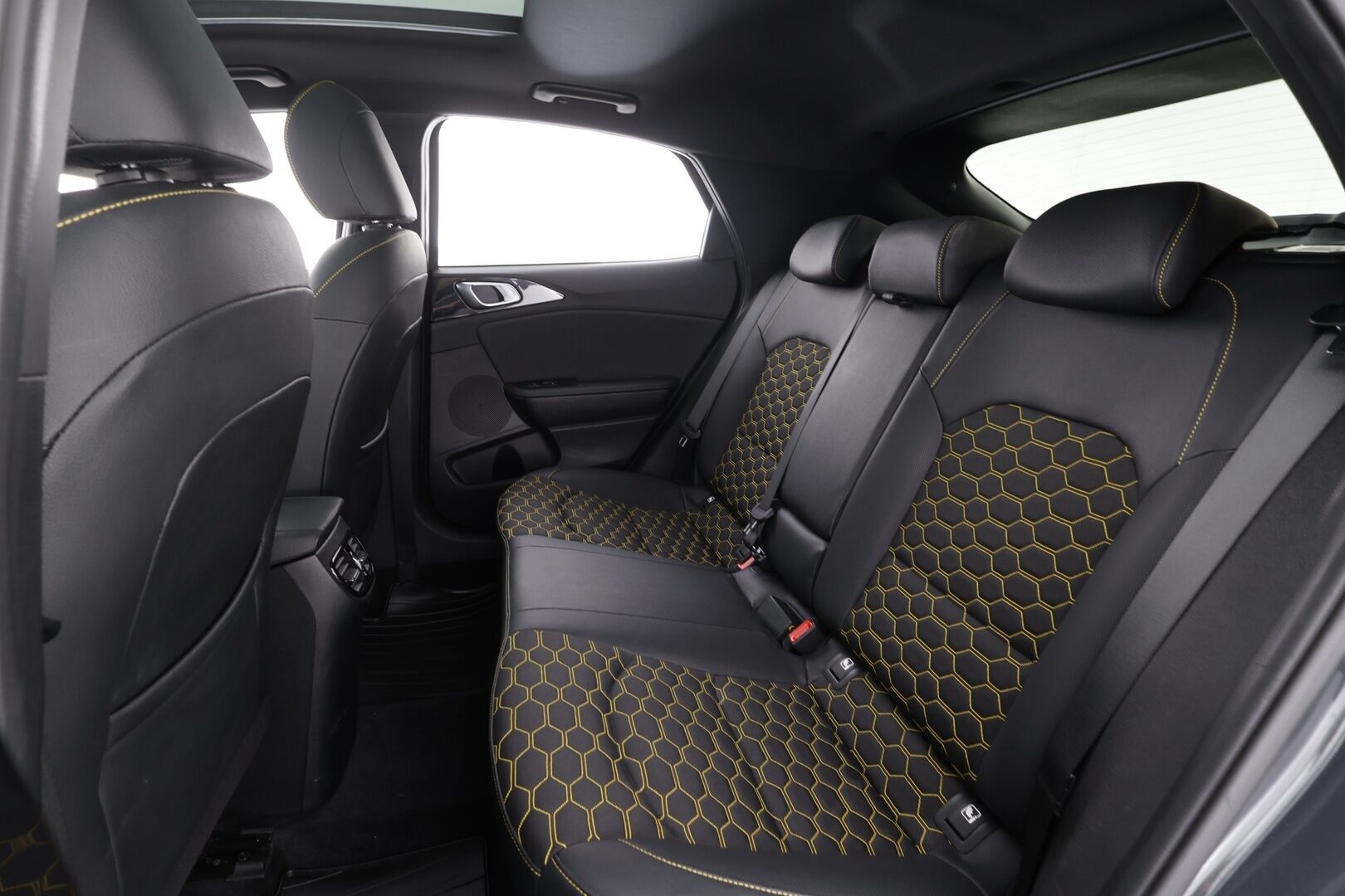 Kia XCeed 2021 1,5 T-GDI business premium DCT - ACC | Panorama | JBL | P-kamera | LED | Ratinlämmitin | BLIS | NAVI | Keyless