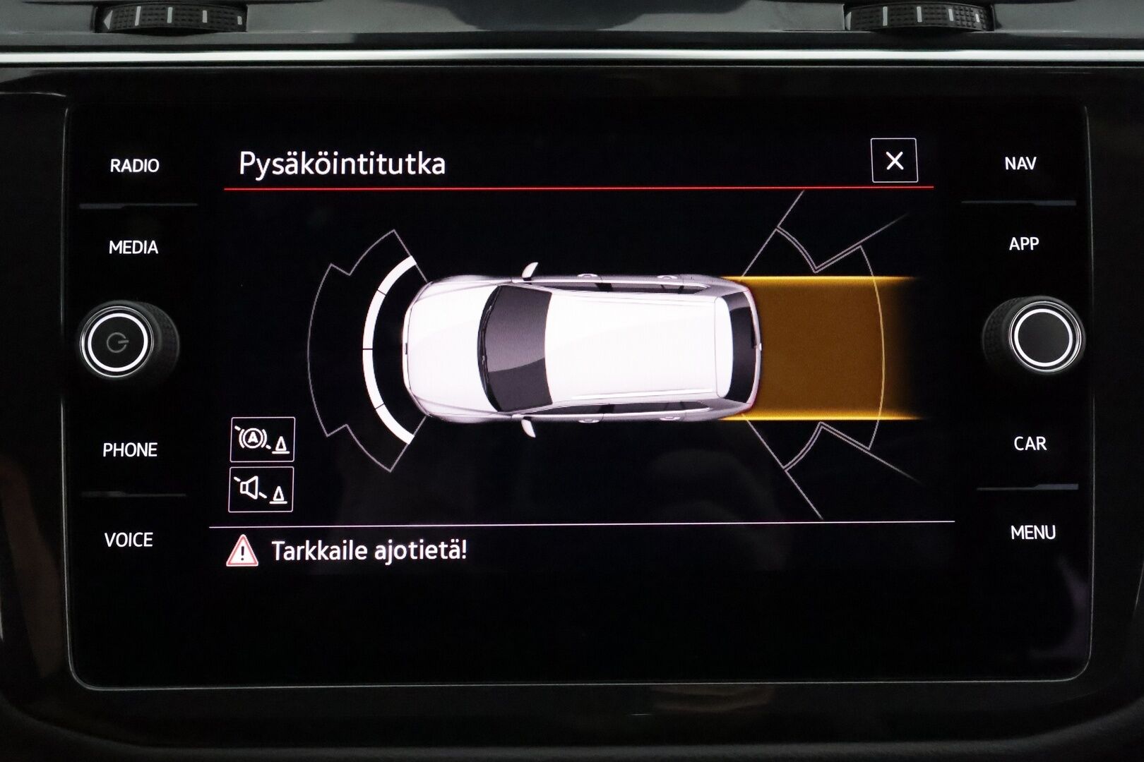 Volkswagen Tiguan 2021 R-Line 2,0 TDI SCR 110 kW 4MOTION DSG **Webasto / Koukku / Adapt.Vakkari / Matrix-LED / P.Tutkat / Navi / Kaistavahti** - Suomi-auto / Kahdet Renkaat / Merkkihuoillettu!