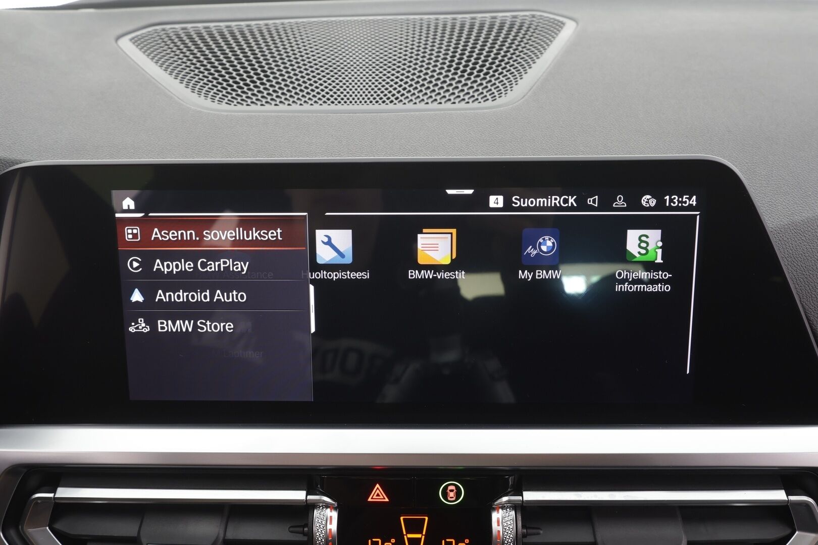 BMW 320 2022 G20 Sedan 320i A xDrive Business Sport - | ACC | Webasto | LED | Hifit | P.Kamera | Sporttipenkit | Apple&Android | Kahdet Renkaat | Suomi-auto |