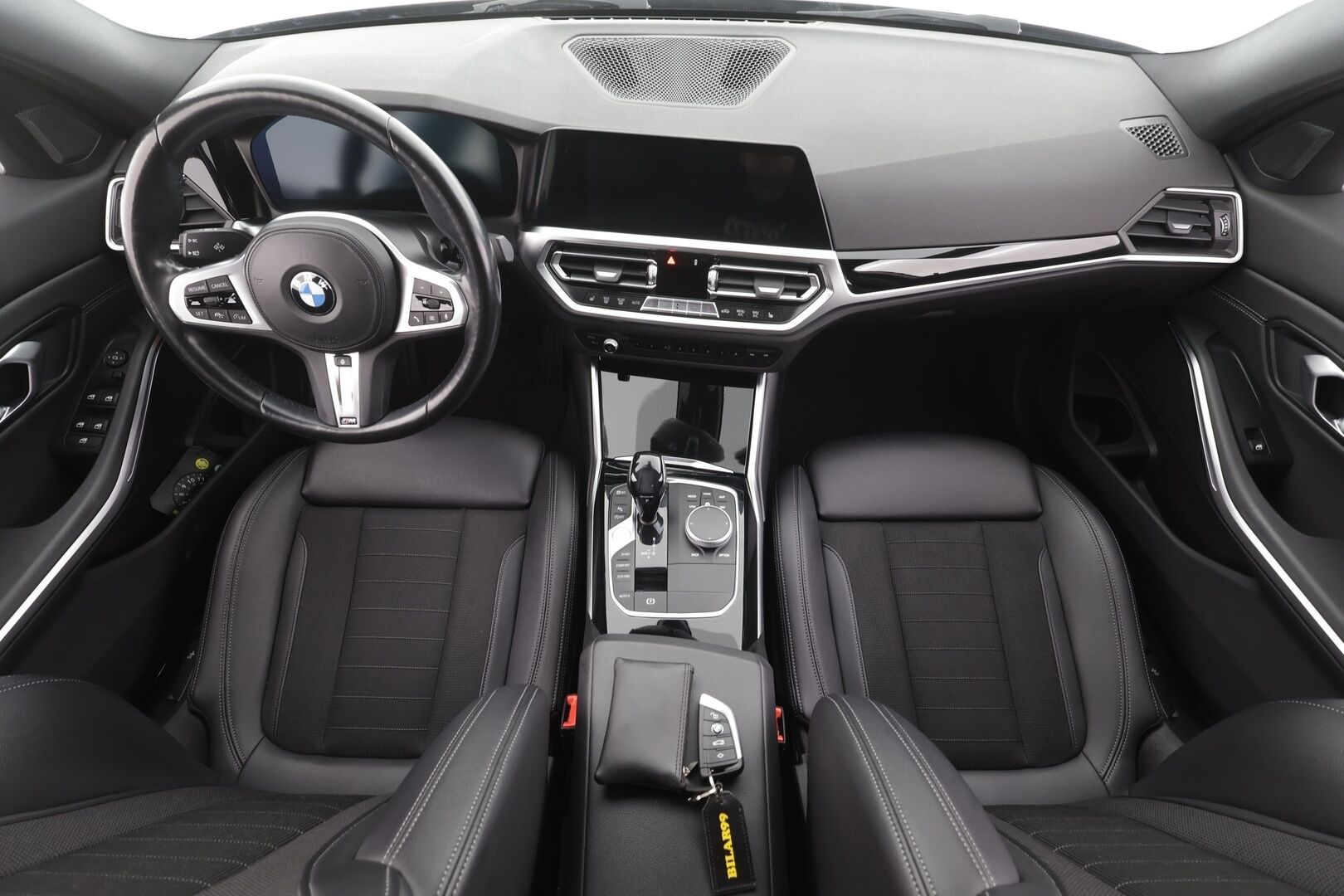 BMW 320 2022 G20 Sedan 320i A xDrive Business Sport - | ACC | Webasto | LED | Hifit | P.Kamera | Sporttipenkit | Apple&Android | Kahdet Renkaat | Suomi-auto |