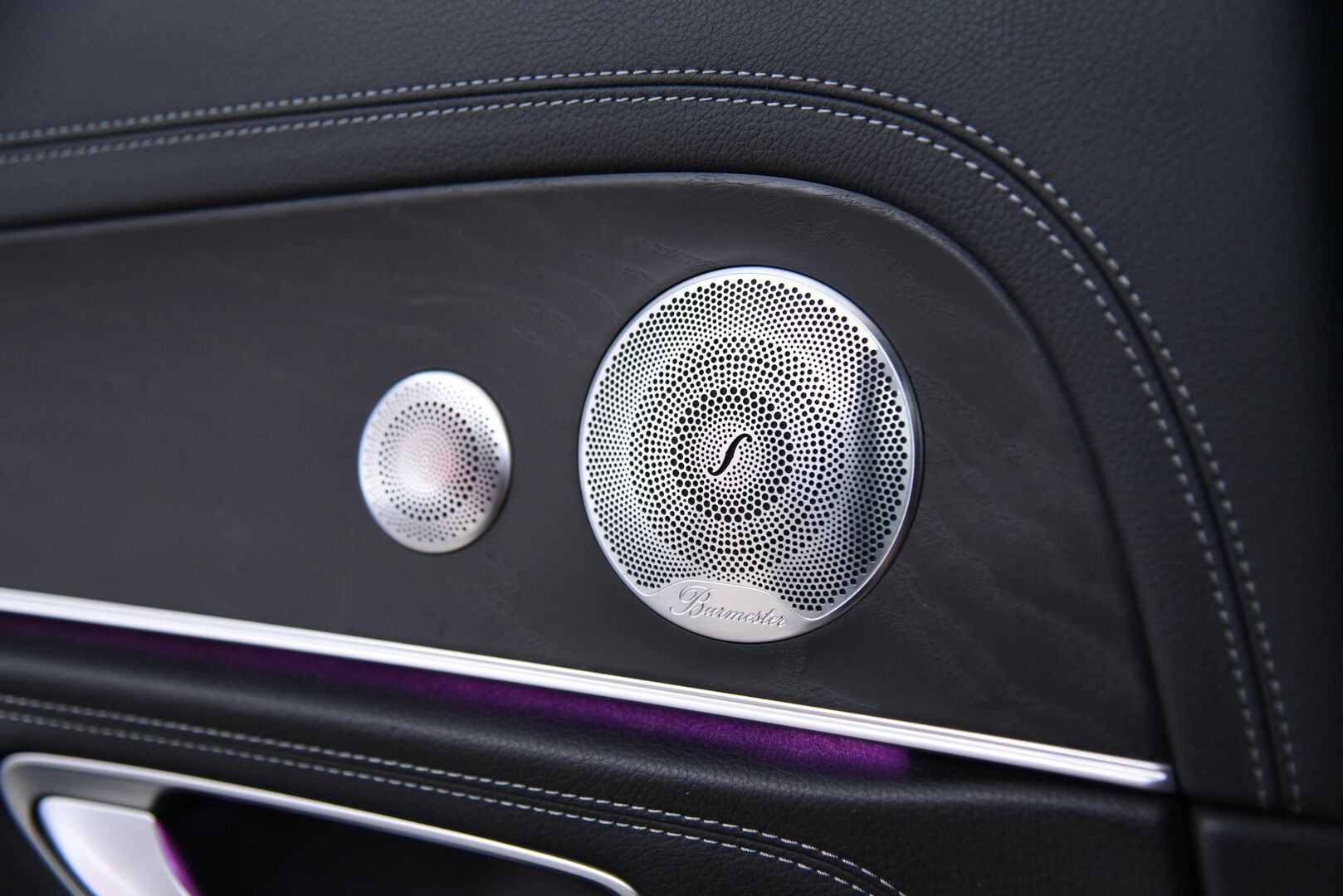 Mercedes-Benz E 2017 350 e A Premium Business / Distronic+ / Multibeam LED / 360° / Muistipenkit / Apple&Android - Burmester / Widescreen / HUD / Keyless / Ambient / Sähköluukku