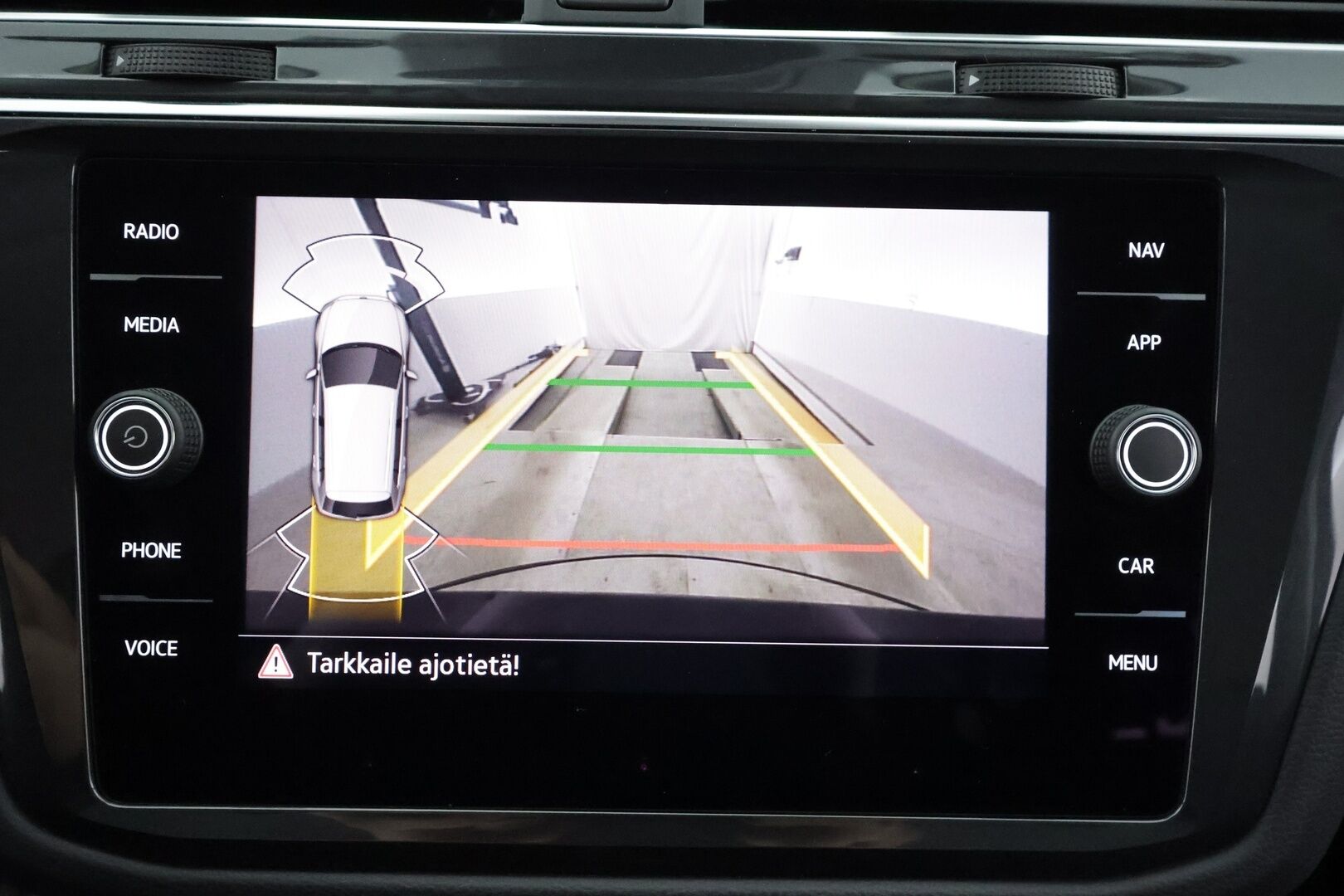 Volkswagen Tiguan 2021 Style eHybrid 180 kW DSG * ACC / Digimittari / Matrix-LED / Ergoactive istuimet / P.kamera / Sporttipenkit / Keyless * - 1.Om suomi-auto / Merkkihuollettu  / Kahdet Renkaat / Koti & Kauppalaturi