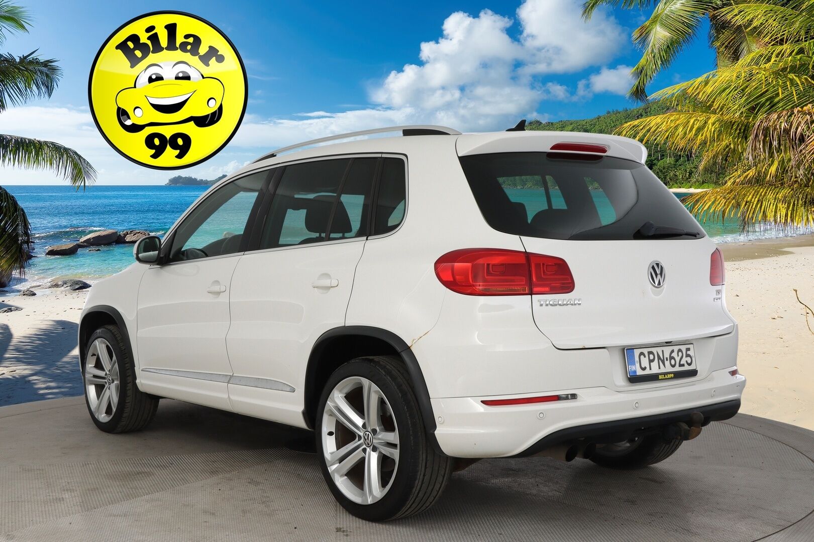 Volkswagen Tiguan 2014 1.4TSI 4Motion R-Line *Koukku / Webasto / Vakkari / P.Kamera * - Juuri huollettu!  / 2x renkaat