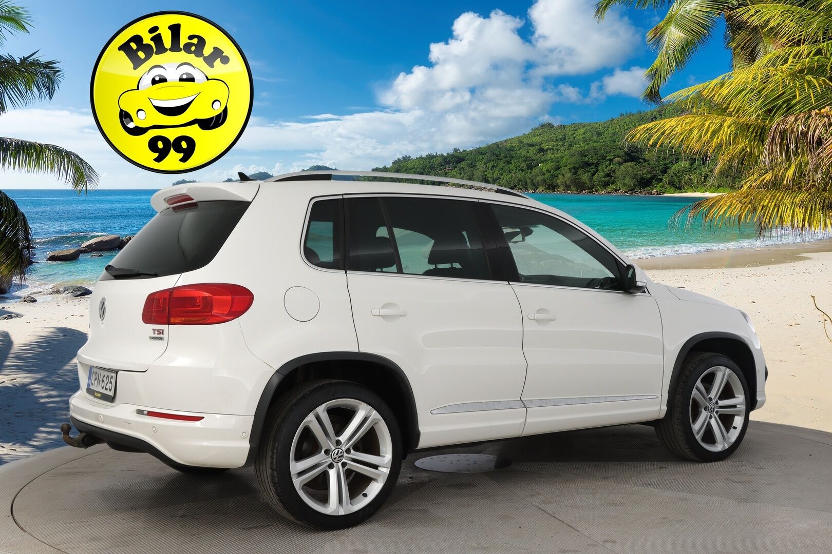 Volkswagen Tiguan 2014 1.4TSI 4Motion R-Line *Koukku / Webasto / Vakkari / P.Kamera * - Juuri huollettu!  / 2x renkaat